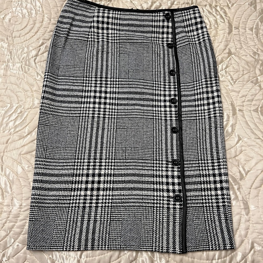 JMcLaughlin midi skirt with leather buttons